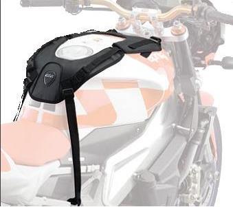 GIVI T460B UNIWERSALNE MOCOWANIE TANK BAGA